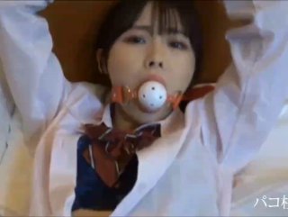 【9总全国探花】黄衣牛仔短裤妹子，调情舔奶口交上位骑乘猛操呻吟娇喘