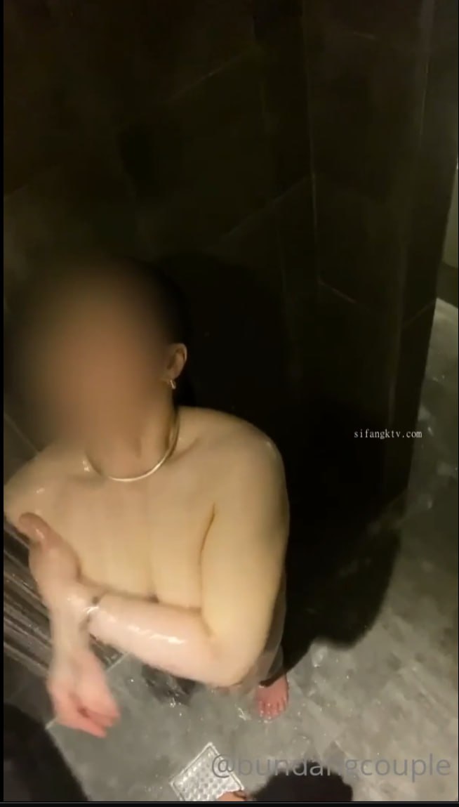 国产AV 精东影业 JD040 找替身